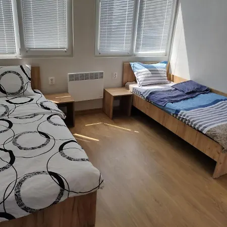 Iliana общежитие илияна אכסניה Elin Pelin