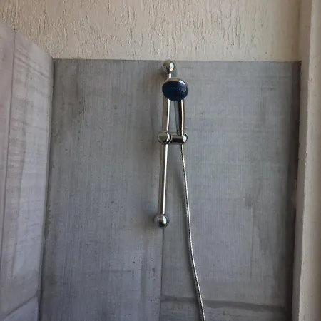 אכסניה Iliana общежитие илияна Elin Pelin