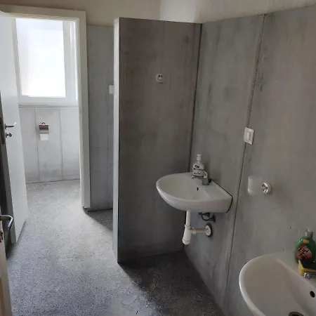 Iliana общежитие илияна אכסניה *