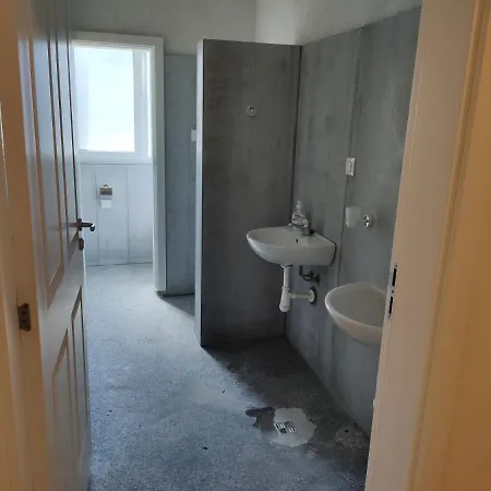 ホステル Iliana общежитие илияна