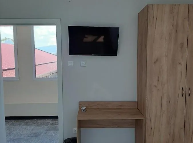 Hostel Iliana общежитие илияна Elin Pelin