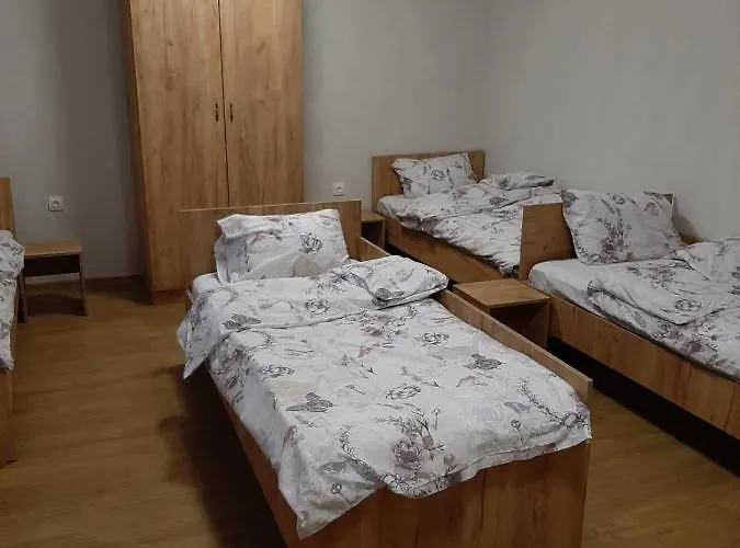 Hostel Iliana общежитие илияна *