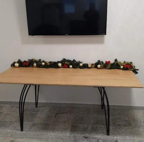 Iliana общежитие илияна Elin Pelin